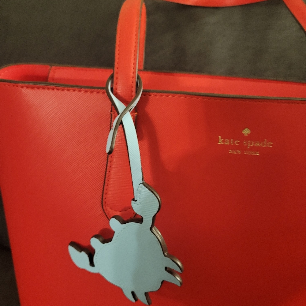 Kate Spade Marlee Red Tote with blue Crab bag charm NWT - Picture 6 of 11